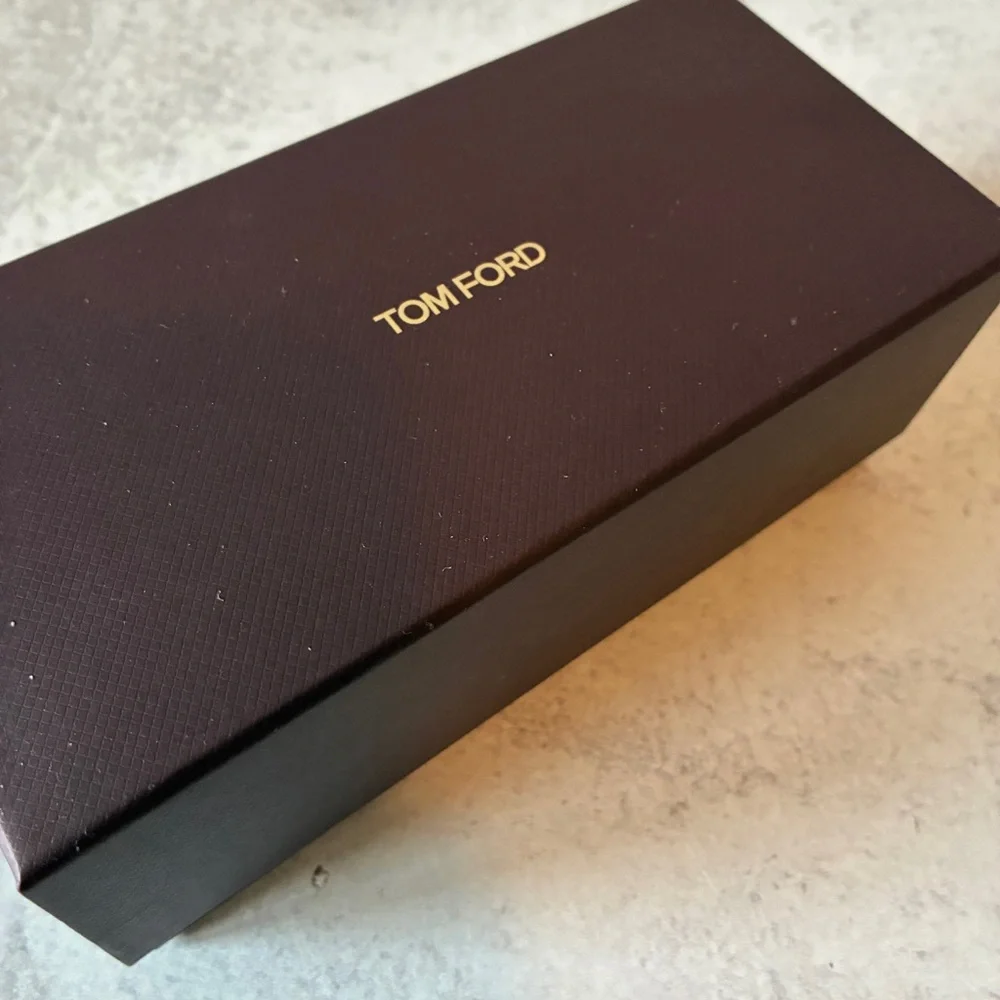 Tom Ford olive transparent